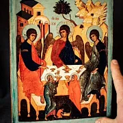 Икона "Троица Ветхозаветная" — красивый подарок — фотография 2