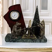 Сувенирные настольные часы «Медведи» из змеевика и яшмы — необычный подарок — фотография 1