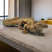 На память: Скульптура из бронзы «Игуана» — фотография 1