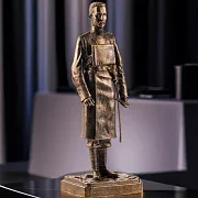 Бронзовая статуэтка «Фельдъегерь» в подарок — фотография 1