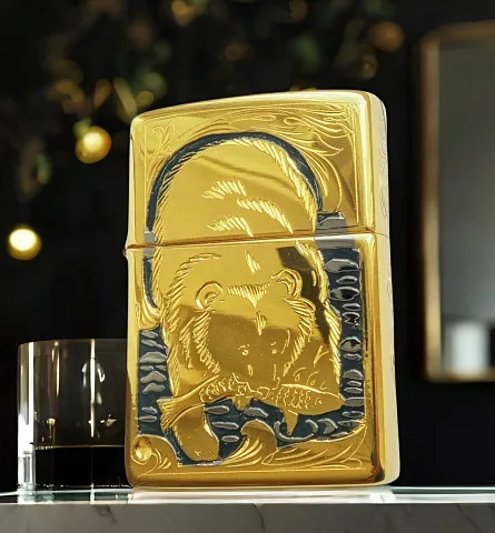 На память: Оригинальная зажигалка Zippo "Медведь" № 2