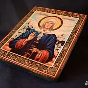 Подарочная икона с ковчегом "Святая Ксения Петербургская" — фотография 3