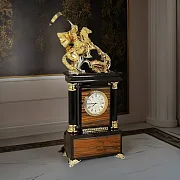 Подарочные интерьерные часы «Георгий Победоносец» из тигрового глаза — фотография 1