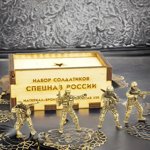 Бронзовый набор солдатиков «Спецназ России», 4 шт., 1:35 — оригинальный подарок