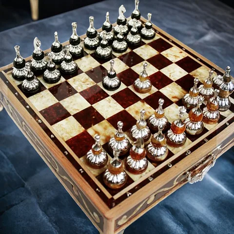 Шахматы «Янтарь» в подарок